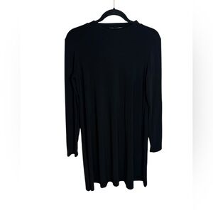 Nik and Nash Black Long Sleeve Shift Dress